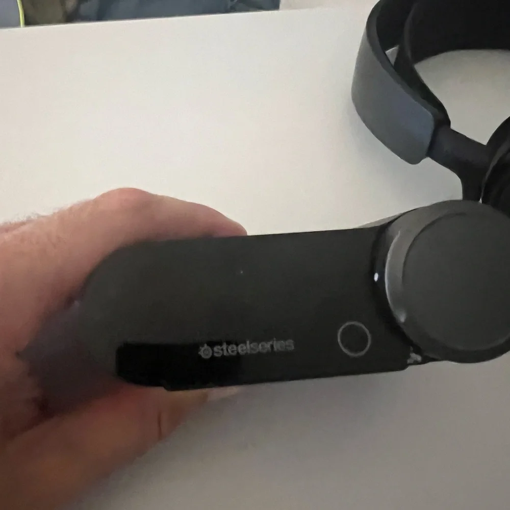 Artics Pro Headset.